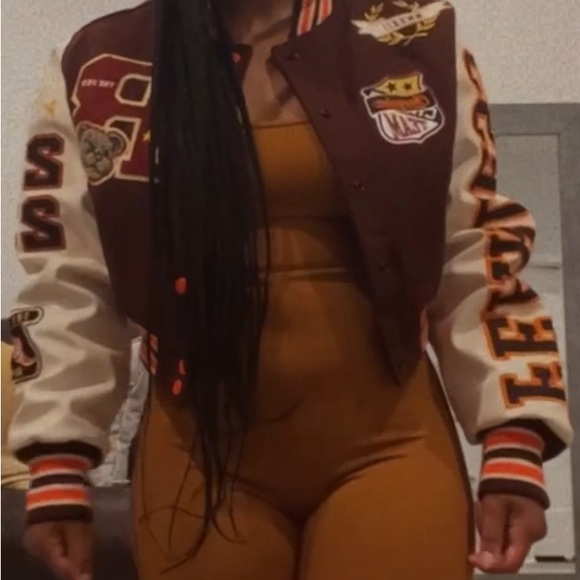 Women’s Cropped Varsity Jacket! Size Small! Brand New, Never Worn!!!!! - Picture 10 of 10